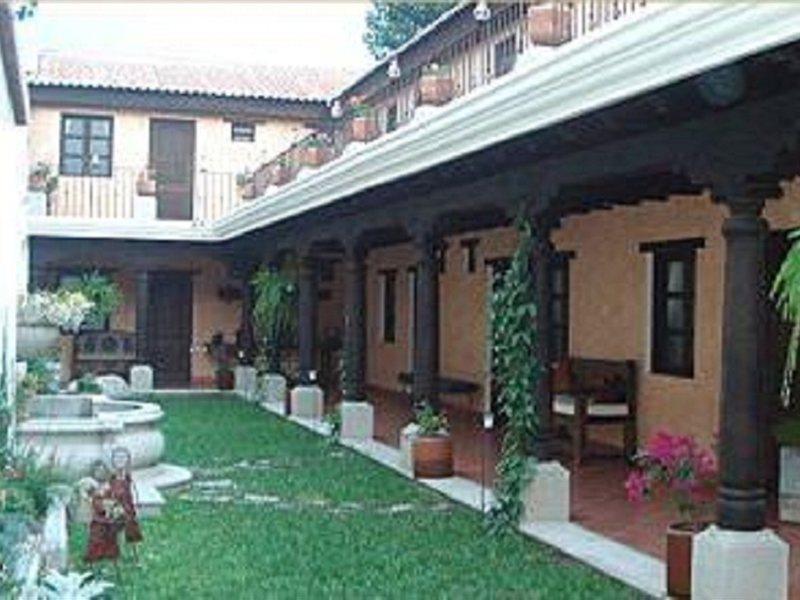 Hotel Meson Del Valle By Ahs Antigua Exterior photo